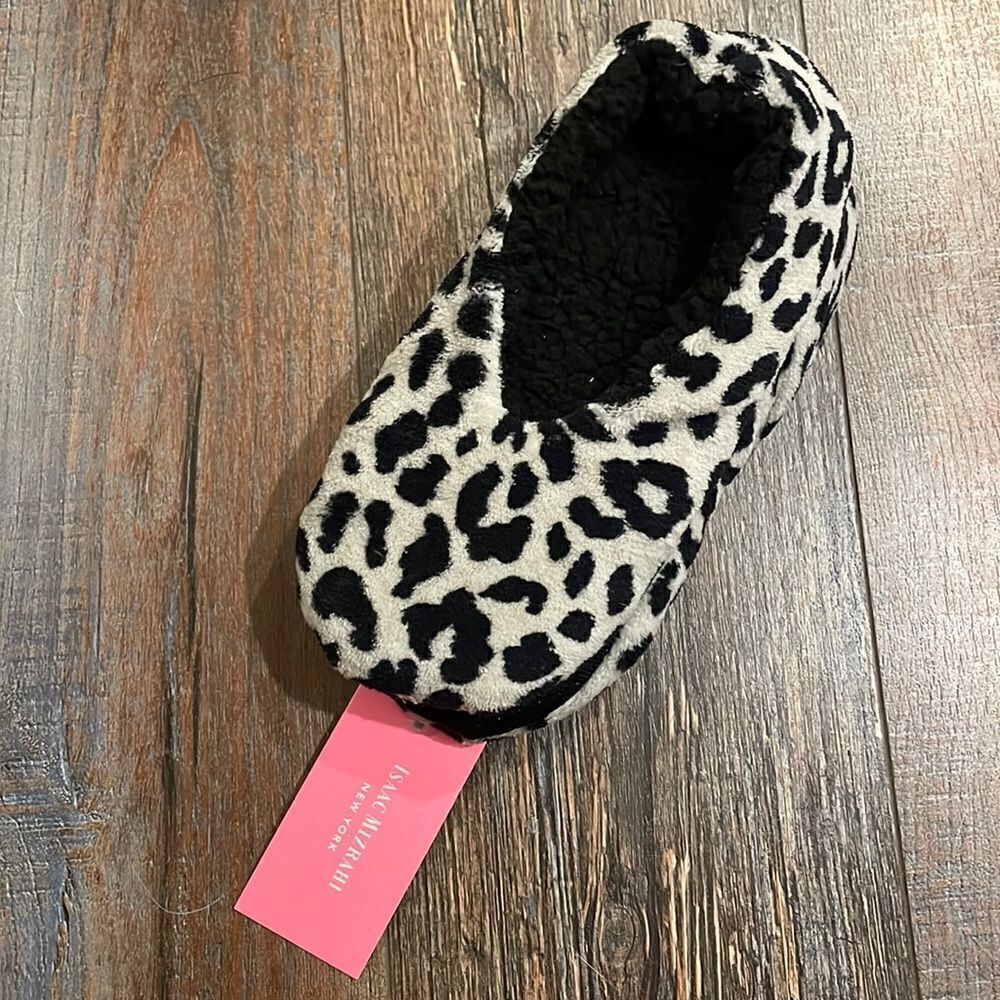 ✨Isaac Mizrahi Leopard Print Soft Sherpa Lined Slippers, NWT